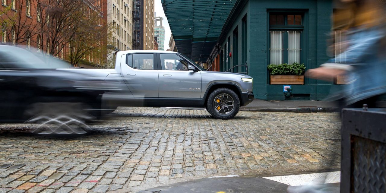 Elektroautobauer Rivian mit 1,3 Milliarden Dollar Investment