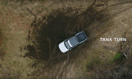 Rivian demonstriert Tank Turn in Video