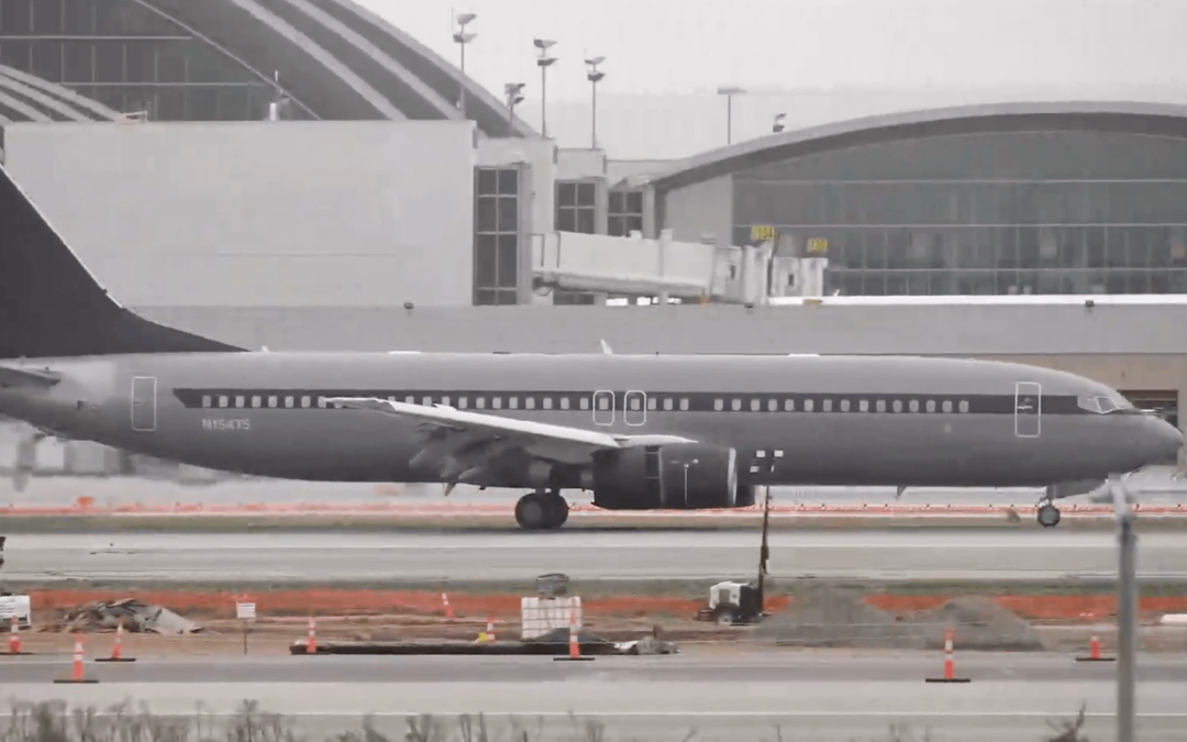 SpaceX kauft Boeing 737-800 von AirChina