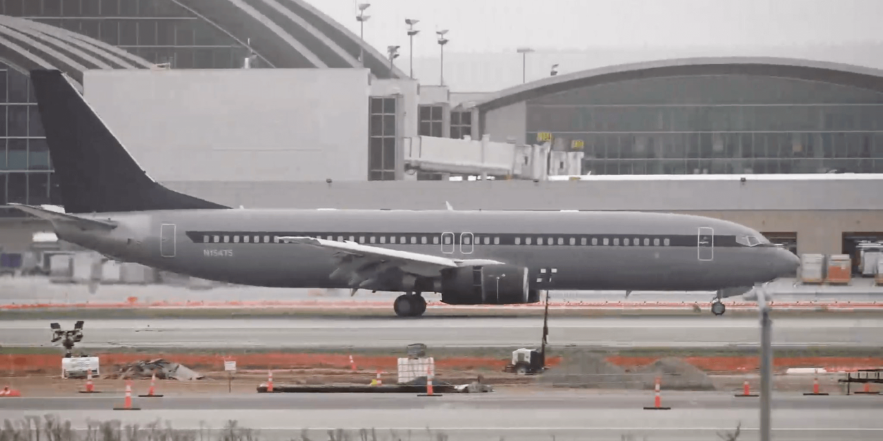 SpaceX kauft Boeing 737-800 von AirChina